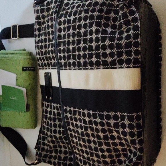 Kate Spade Serena Baby bag with Convertible Changing Pad in B/ W Basic Nylon - Picture 7 of 9